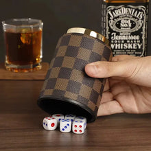 Load image into Gallery viewer, Dices Shake Container with 6 Dices Set Dices Cup Leathers Stable Sturdy Comfortable Hand Feeling Dices Shake Container