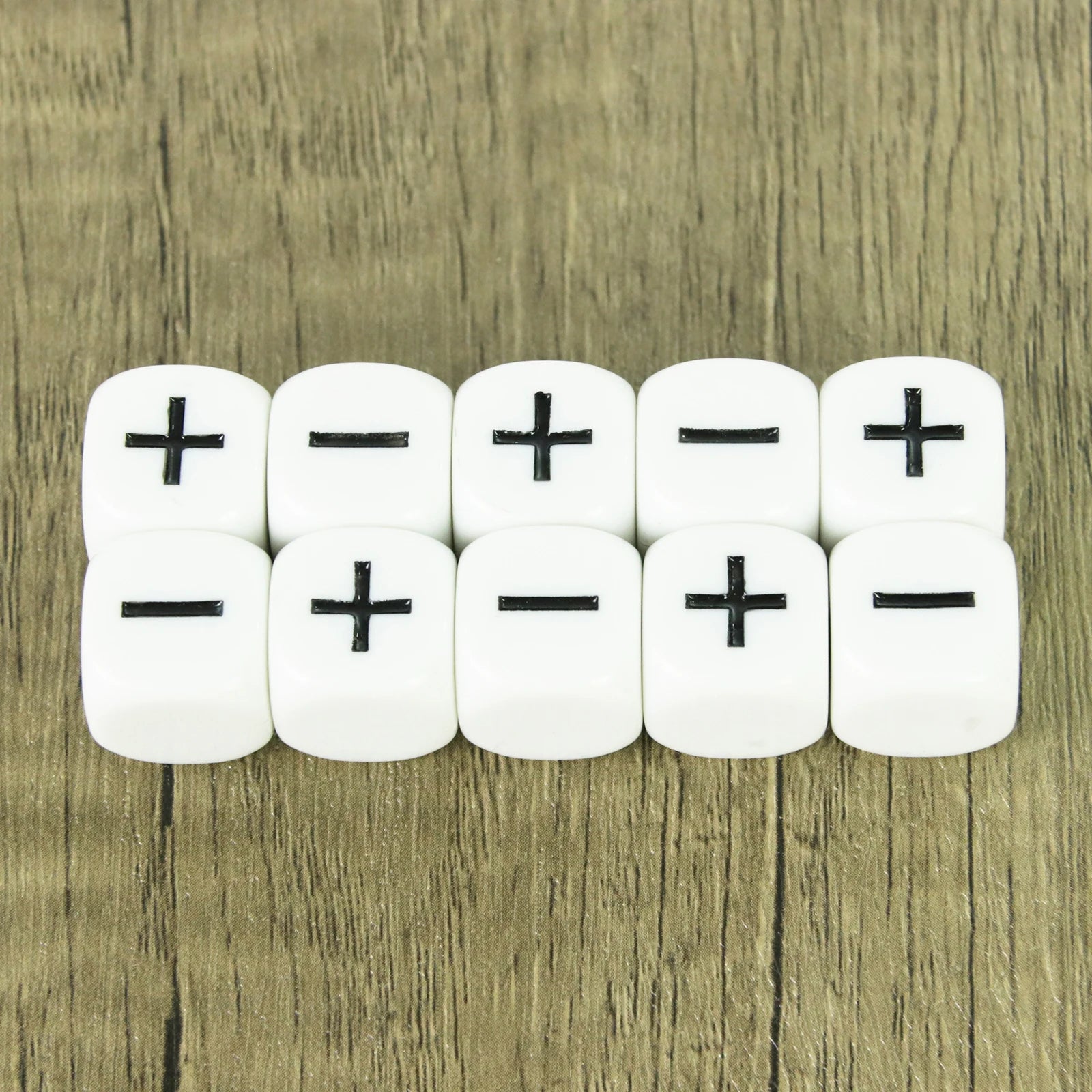 10pcs Fate Dice White Black 16mm D6 Role Playing Game Fudge Dice for Tabletop Board Games