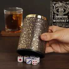 Load image into Gallery viewer, Dices Shake Container with 6 Dices Set Dices Cup Leathers Stable Sturdy Comfortable Hand Feeling Dices Shake Container