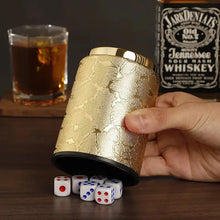 Load image into Gallery viewer, Dices Shake Container with 6 Dices Set Dices Cup Leathers Stable Sturdy Comfortable Hand Feeling Dices Shake Container